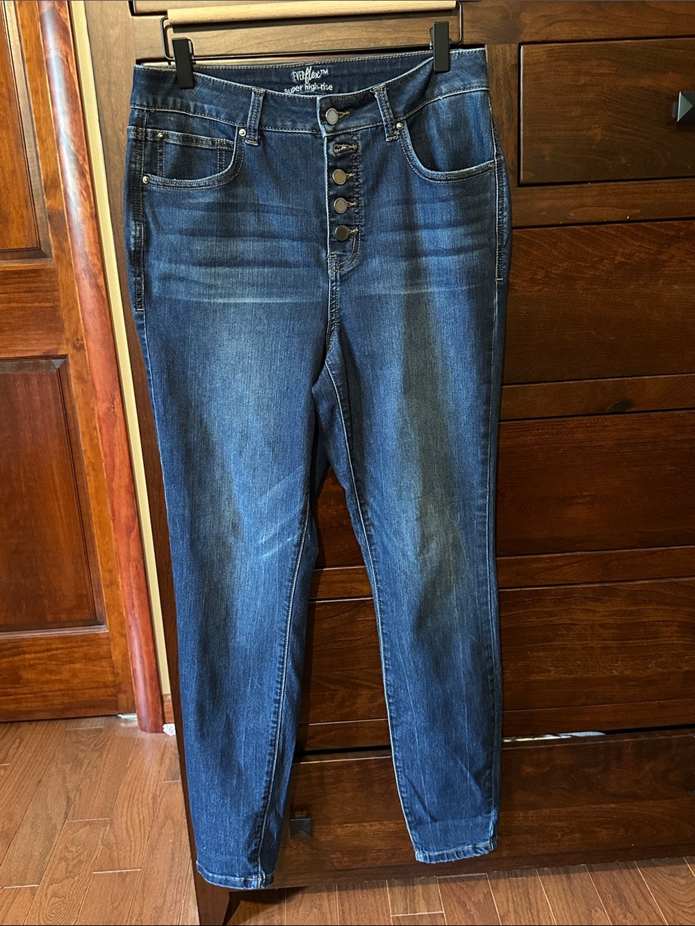 High-Rise Dark Blue Button-Fly straight leg - Women's Stretch Denim